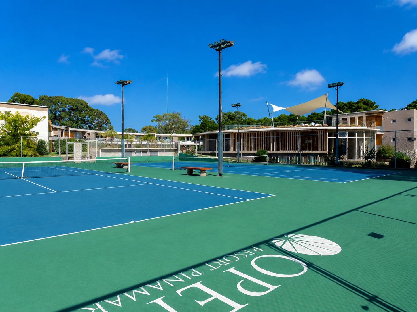 Cancha de tenis Open Resort Pinamar